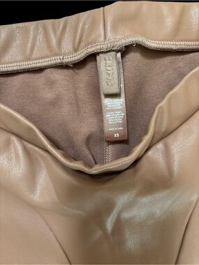 🤎✨ SKIMS Faux Leather Flare Pants Caramel Brown XS MSRP $108 ✨🤎